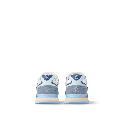 Sneaker Run Away